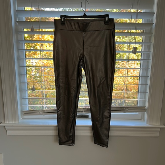 LOFT Pants - Loft faux leather leggings, MP